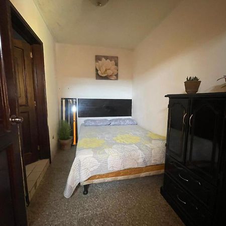 أنتيغوا غواتيمالا Esperanza Hostel المظهر الخارجي الصورة